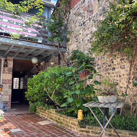 Chambres Chez L'Habitant Capucine Honfleur Eksteriør bilde